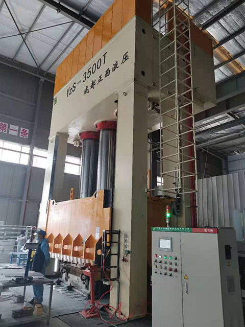 3500噸框架液壓機 3500噸框架液壓機